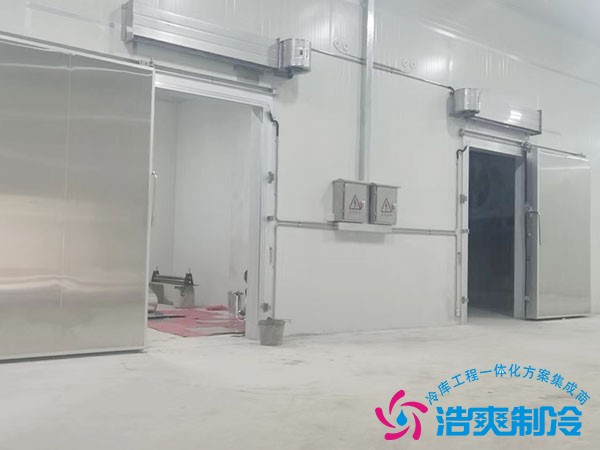 建造一個(gè)小型屠宰場(chǎng)冷庫造價(jià)需要投資多少錢？